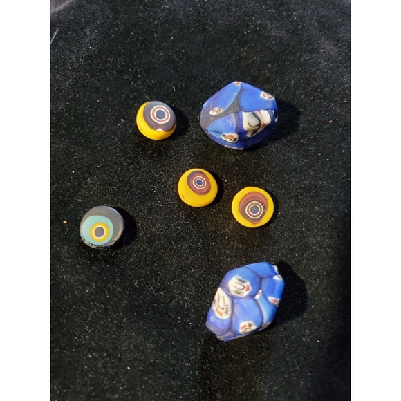 Vintage Jewelry - Vintage Beads